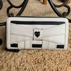 Betsy Johnson wallet